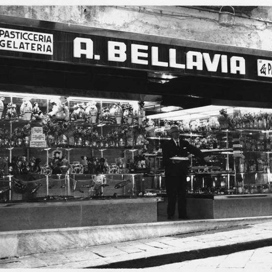 Pasticceria Bellavia al Vomero dal 1925